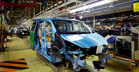 Nissan e-NV200 wszedł do produkcji