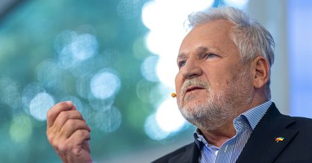 Kwaśniewski o Trumpie i jego "boskiej misji"