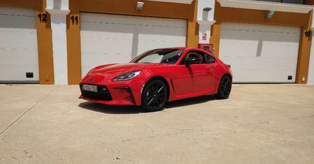 Toyota podobno pracuje nad następcą GR86. Ma być hybrydą z komponentami GR Yarisa