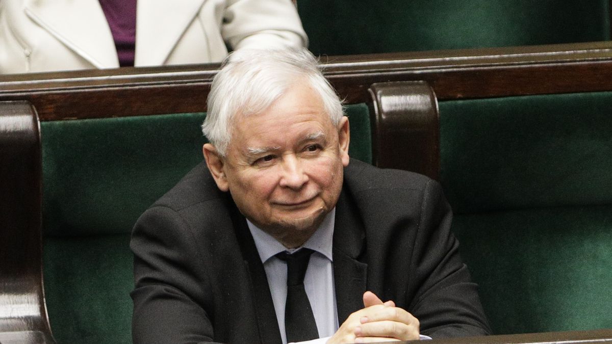 Policja pilnie strzeże domu Jarosława Kaczyńskiego