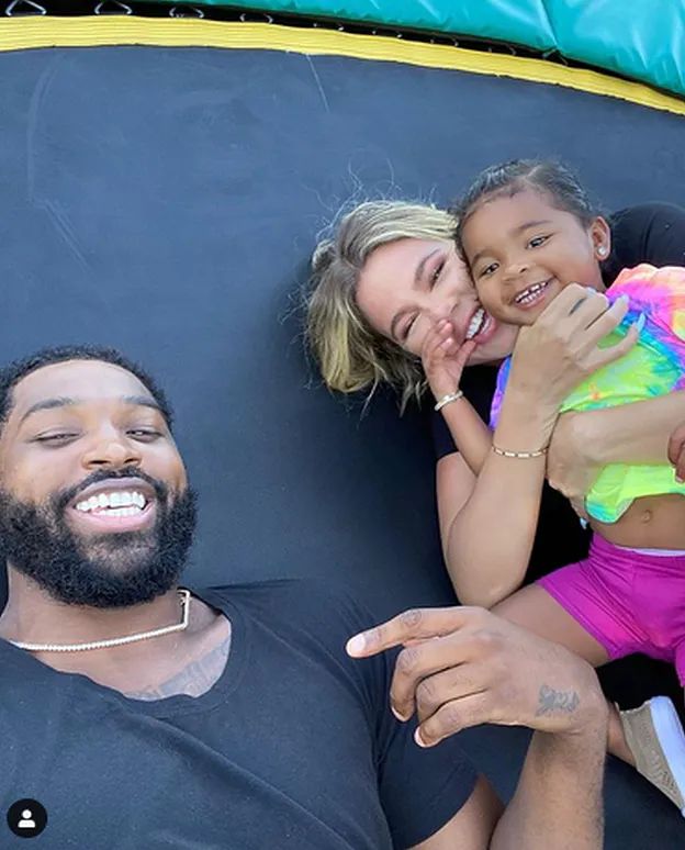 Khloe Kardashian i Tristan Thompson z córką