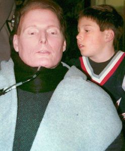 Syn Christophera Reeve'a wygląda jak ojciec. "Miałem dwoje pięknych rodziców"