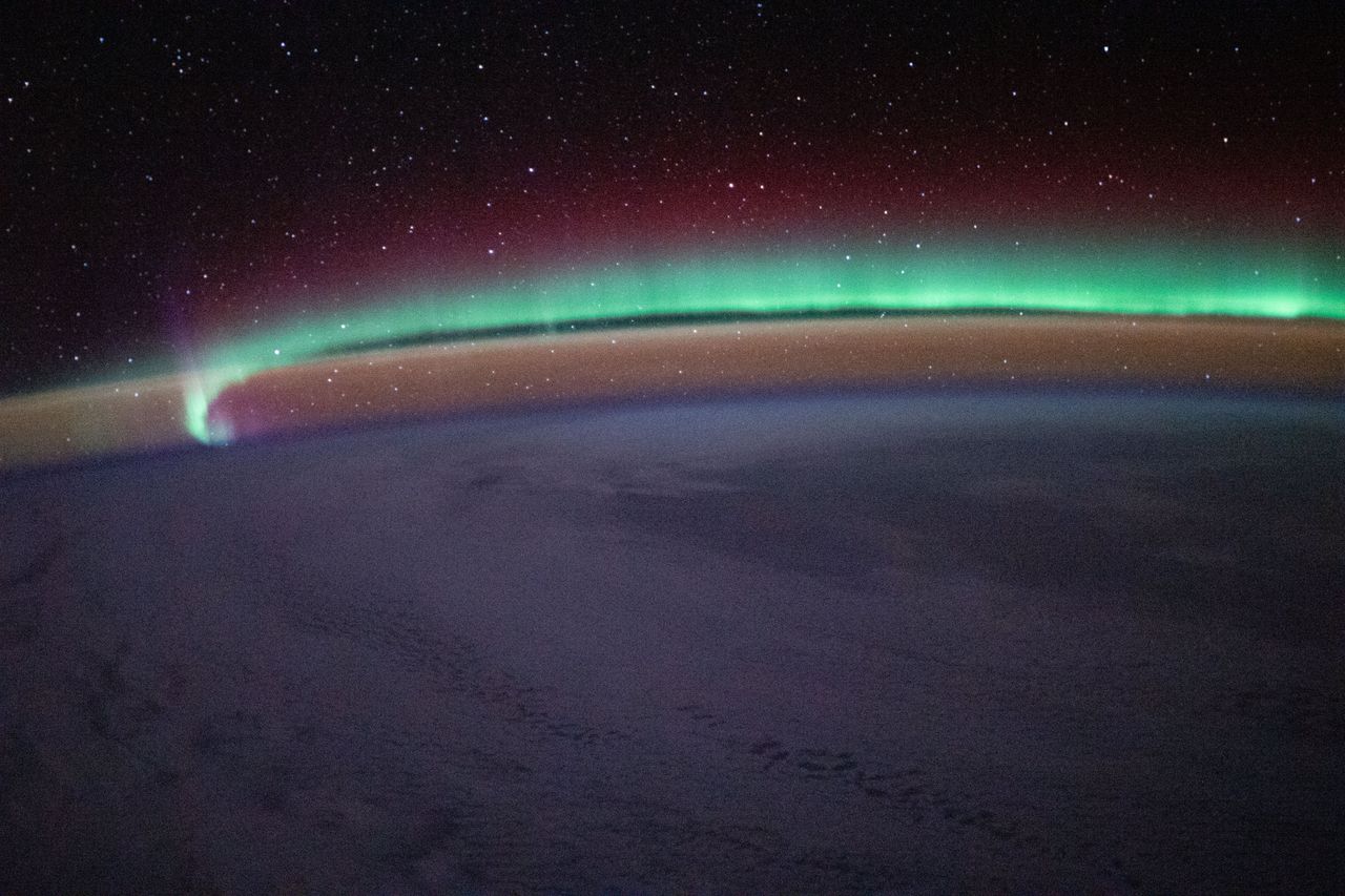 ISS ujęła piękno zorzy polarnej w całej okazałości