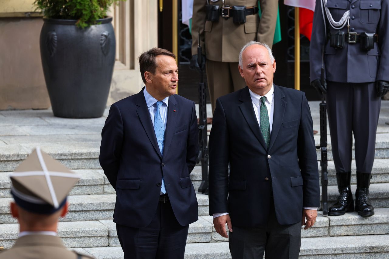 Gen. Skrzypczak domaga się zmian. Burza po słowach ministra Sikorskiego