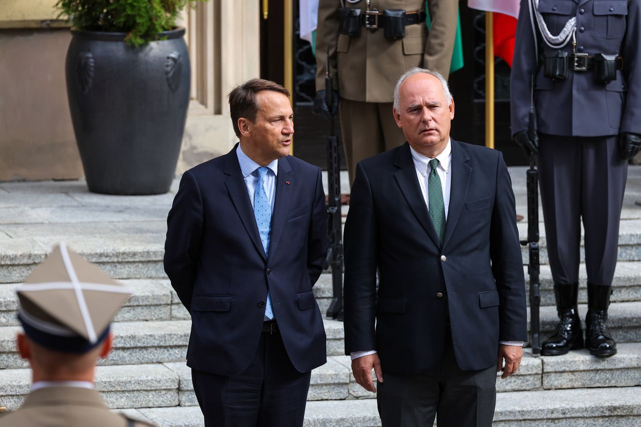 Radosław Sikorski (szef MSZ) i Paweł Zalewski (wiceszef MON)