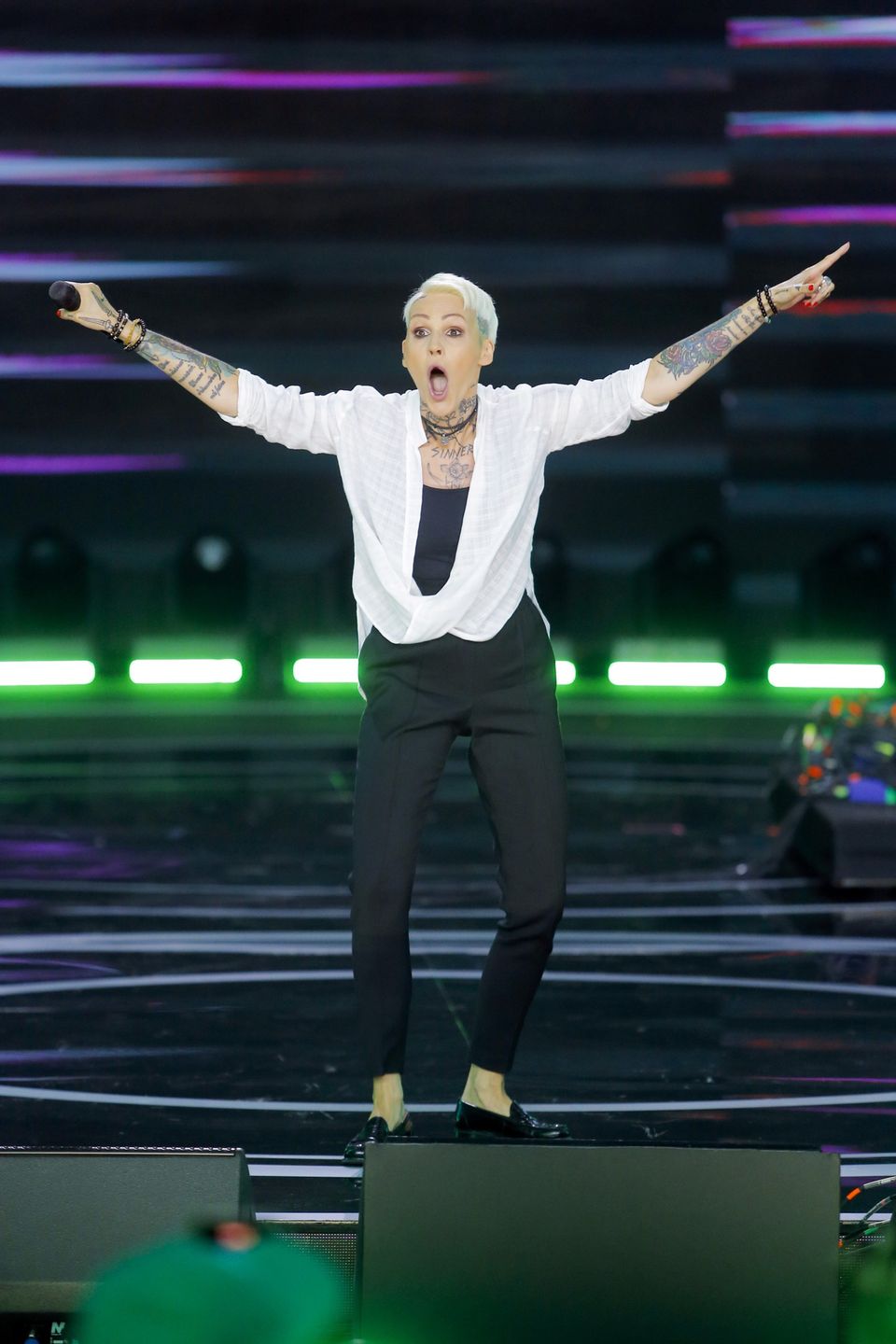 Agnieszka Chylińska zaskoczyła w Sopocie nowymi tatuażami. Internauci coś zauważyli...