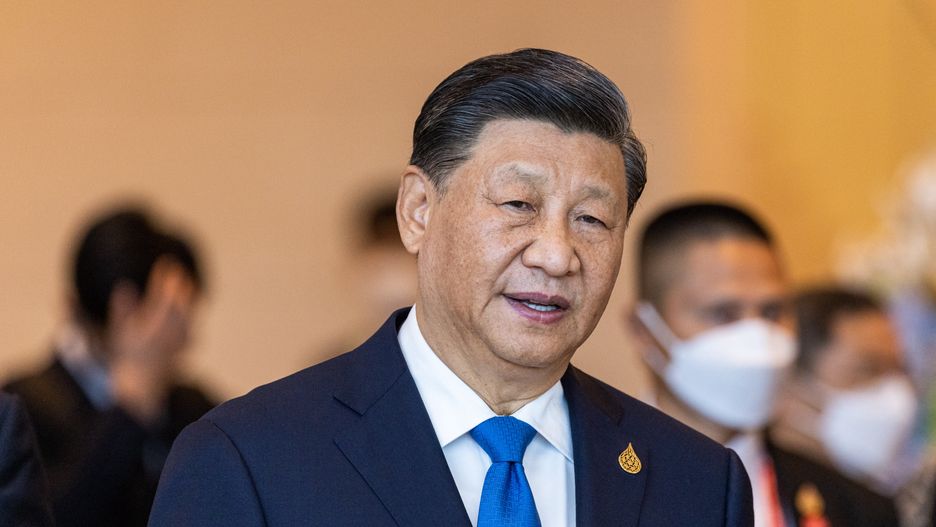 Xi Jinping zwołuje tajemnicze spotkanie w Arabii Saudyjskiej. To jego antyamerykański pakt z Zatoką Perską