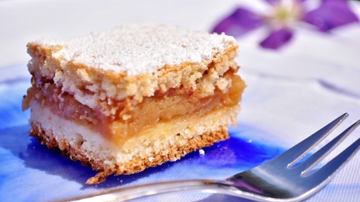 Tradycyjna szarlotka to ulubione ciasto Polaków