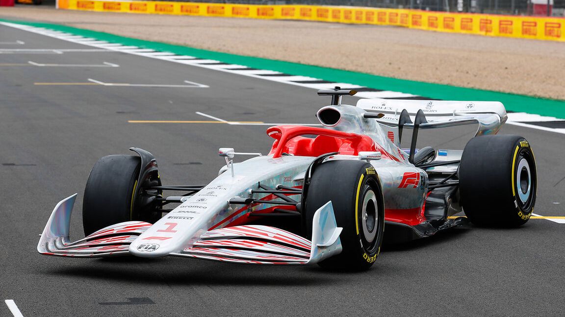 Materiały prasowe / Pirelli Media / Na zdjęciu: Tak mają wyglądać nowe bolidy F1