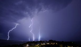 Upały, błyskawice i ulewny deszcz. Najwyższy stopień zagrożenia