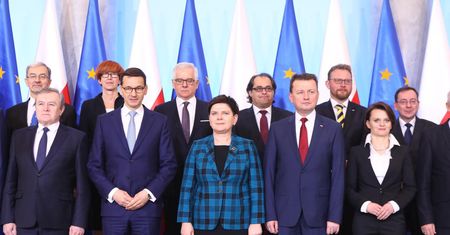 PiS-u skok na kasę. Zobacz, na co rząd wydaje publiczne pieniądze