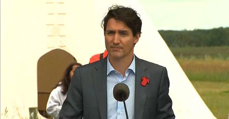 Masowe groby dzieci w Kandzie. Premier Justin Trudeau: to wstyd