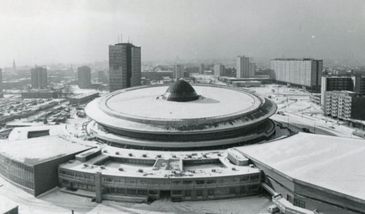 Śląskie. Kultowa hala świętuje okrągły jubileusz. Katowicki Spodek ma 50 lat