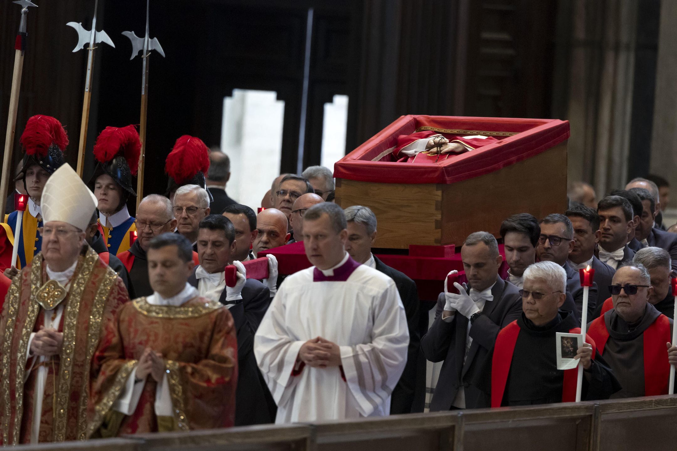 Wiadomo, co z transmisją z pogrzebu papieża Franciszka