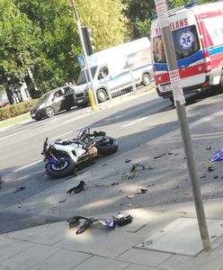 Wypadek na Wawelskiej. Ranny motocyklista, są utrudnienia