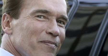 Arnold Schwarzenegger przeciwko paparazzim