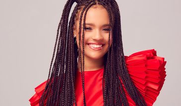 Sara James z pierwszym autorskim utworem