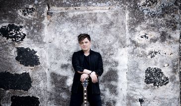 Michael Patrick Kelly przedstawia album "B•O•A•T•S"