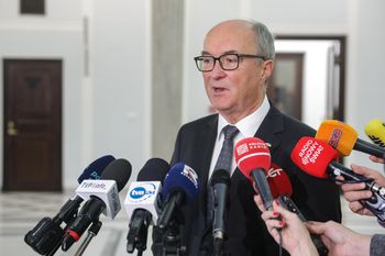 Czarzasty o słowach Zandberga: I kto to mówi?