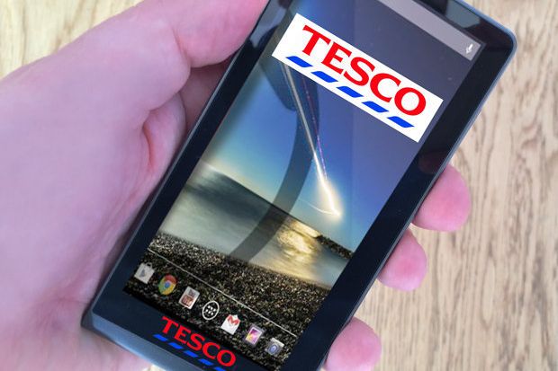 Tesco idzie za ciosem, zaoferuje smartfon konkurujący z flagowcami