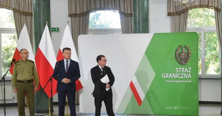 Kolejne zarzuty dla Wąsika i Kamińskiego? W tle pamiętna konferencja z krową