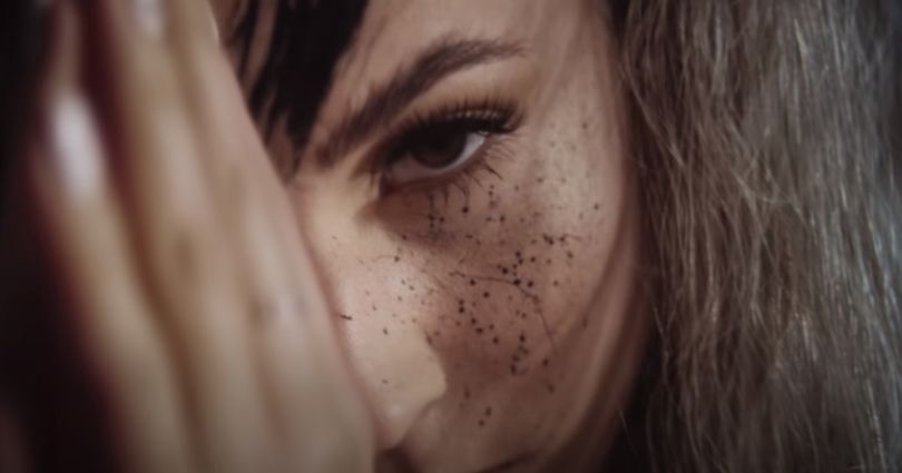 Roksana Węgiel prezentuje drapieżny wizerunek w nowym teledysku