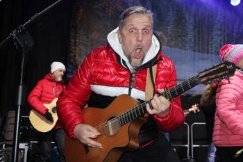 Kobiele Wielkie: Jarmark Bożonarodzeniowy 2025 z Arką Noego