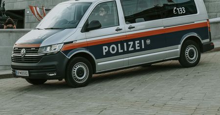Panika w tramwaju w Wiedniu. Polak zaczął strzelać
