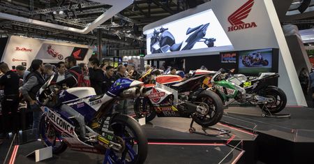 Targi motocyklowe jeszcze nie umarły. Honda, Royal Enfield i Benelli na EICMA 2021