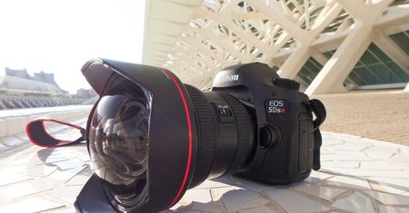 Canon prezentuje aparat ze 120-megapikselową matrycą