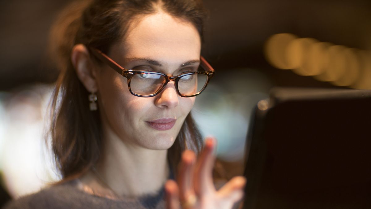 "Not sure if you saw my last email..." - to wyrażenie uważane jest za szczególnie irytujące