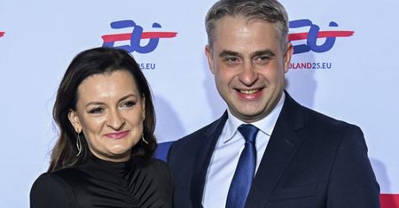 Jak z Hollywood. Żona ministra błysnęła kreacją na gali