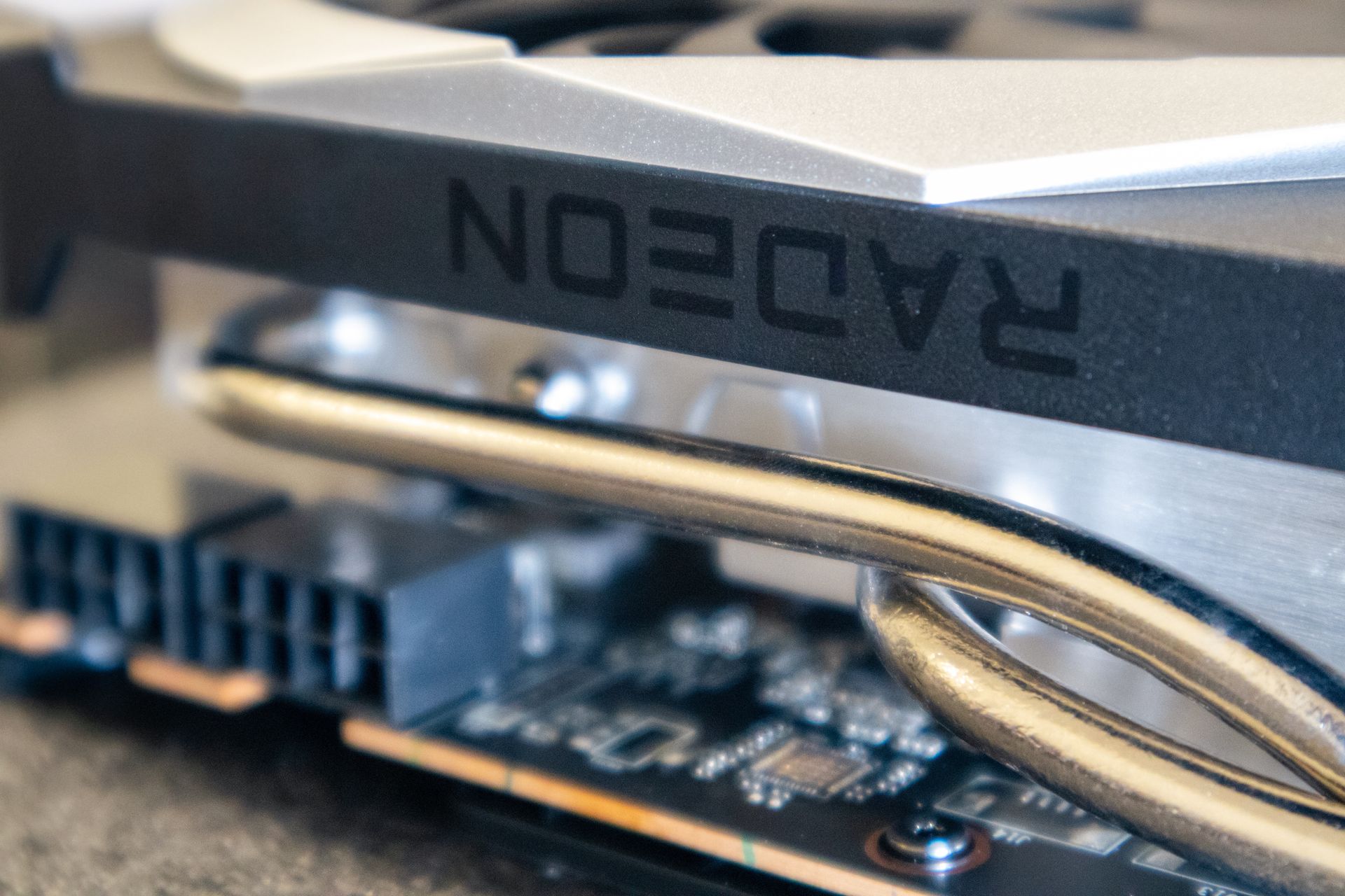 Problemy w Windows 10. AMD potwierdza błąd sterowników