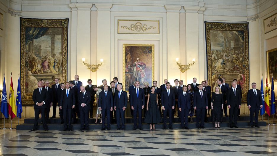 Podczas trwającego w Madrycie szczytu NATO po raz pierwszy w historii sojuszu do obrad dołączyli liderzy Japonii i Korei Południowej, zaniepokojeni zagrożeniami konfliktów zbronych w Azji