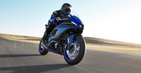 Yamaha zastrzegła nazwy R2 i R9. Rodzina sportowych modeli się rozrośnie