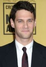 Justin Bartha zadowolony z kaca w Bangkoku