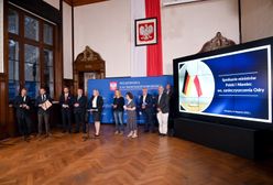 PiS triumfuje, a Odra dalej umiera. Burza w sieci po wspólnej konferencji