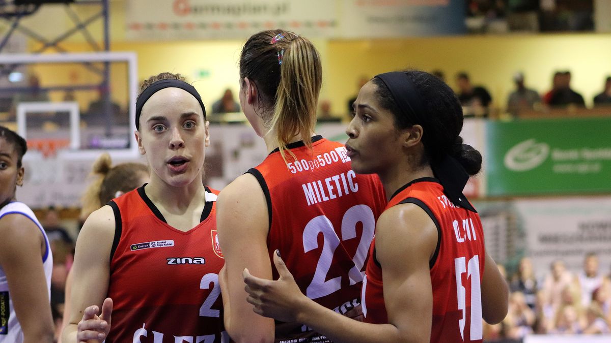 WP SportoweFakty / Dawid Lis / Na zdjęciu: koszykarki Ślęzy Wrocław