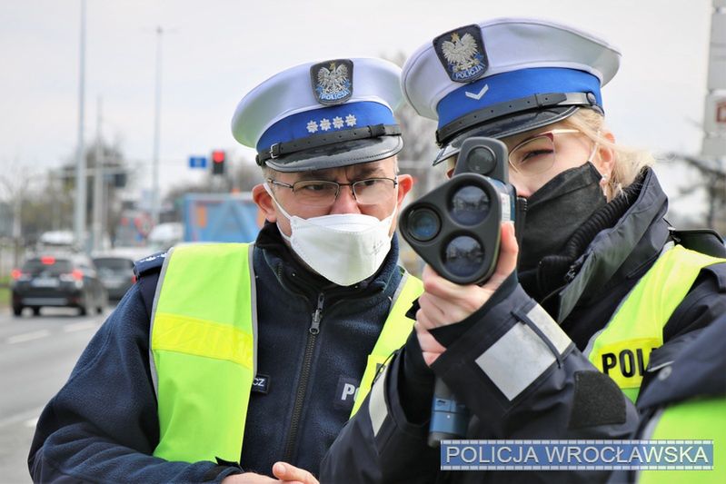 Kłodzko. 141 km/h w terenie zabudowanym. To musiało się tak skończyć