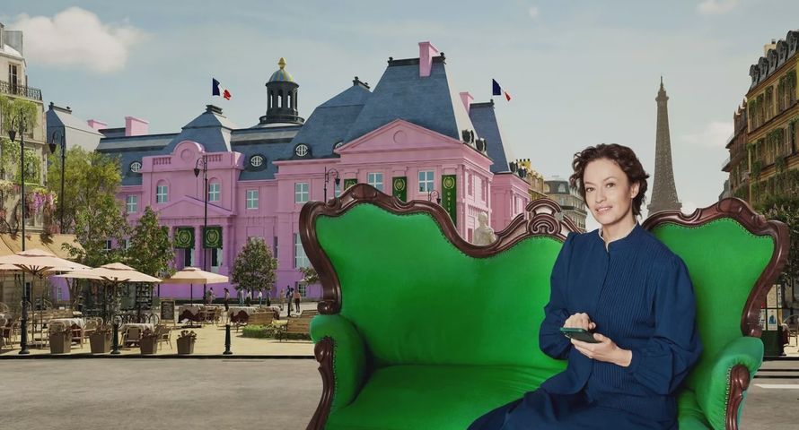 Magdalena Różczka jako Maria Skłodowska-Curie w nowej reklamie VeloBanku