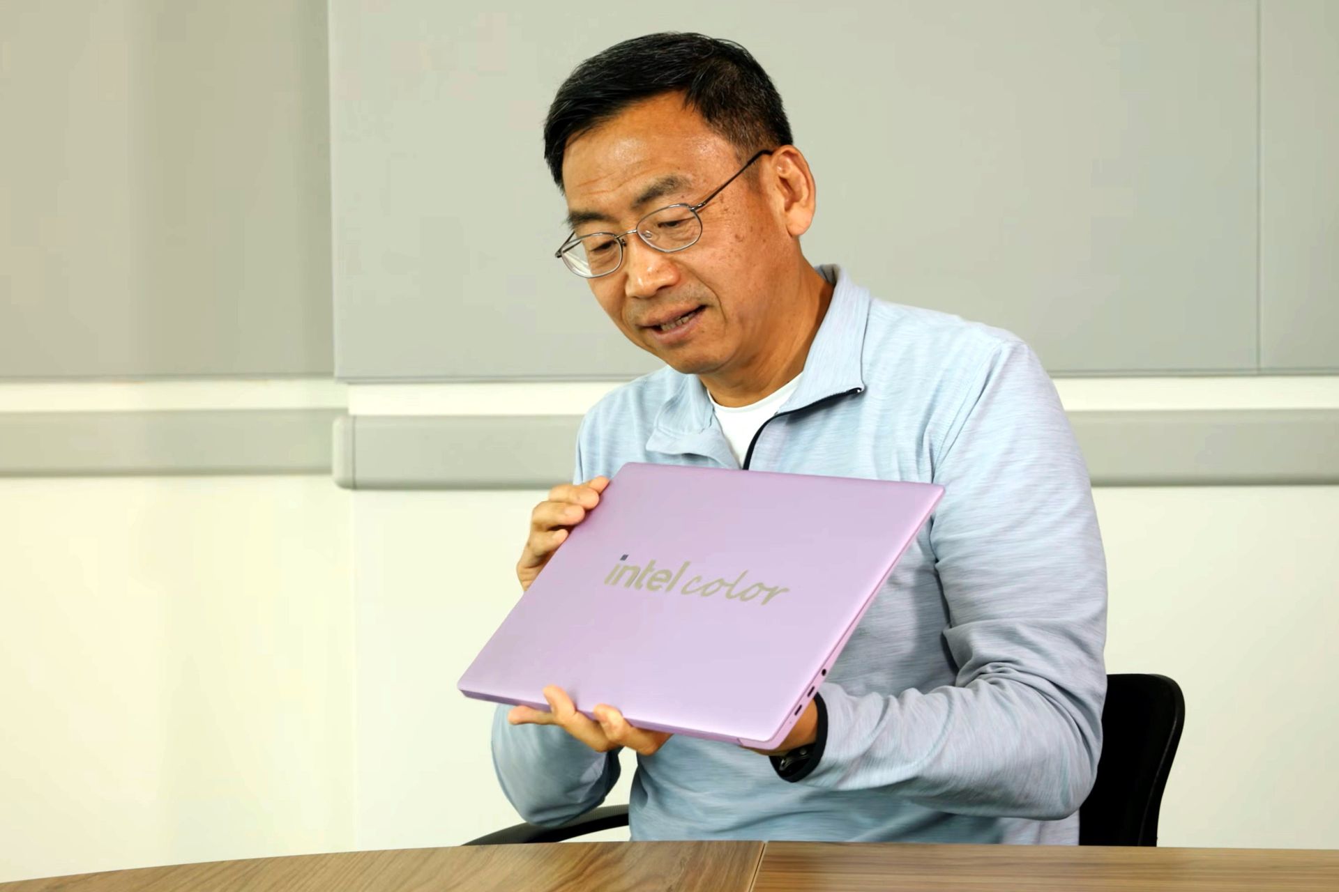 Intel chce odmienić laptopy. Wiele osób na to czekało