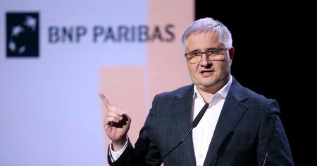 Jak chronić oszczędności w obliczu wojny? Oto porady eksperta