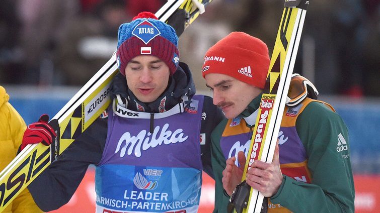 PAP / Angelika Warmuth/dpa / Na zdjęciu od lewej: Kamil Stoch i Richard Freitag