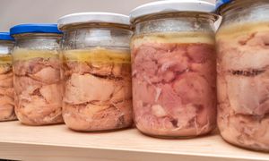 W PRL-u hit każdej imprezy, dziś mało kto je. Bomba kolagenowa