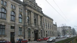 Łódź: Chłopiec przedarł 10 zł. Wymiana banknotu wymagała dwóch wizyt