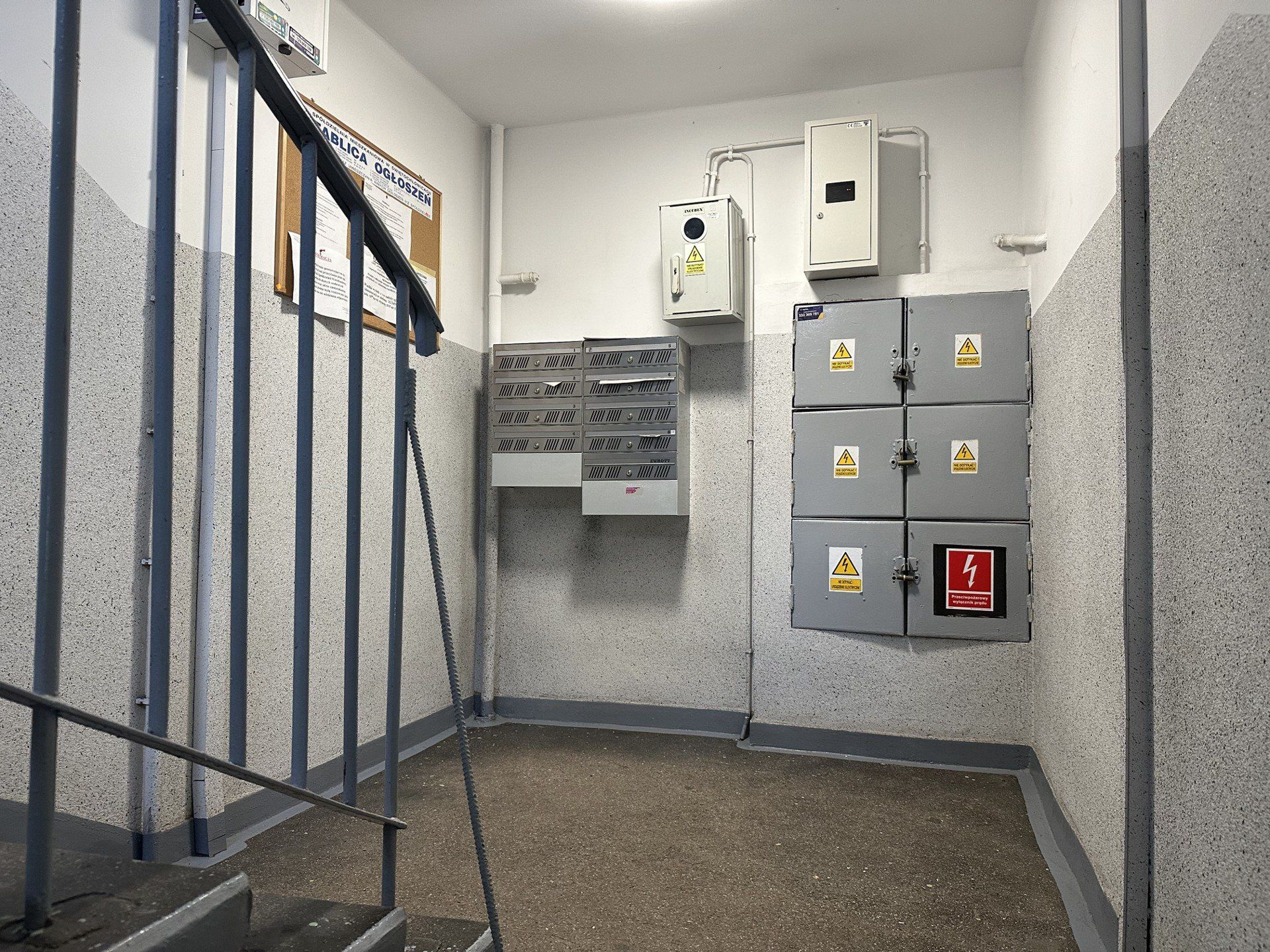 Szok w Świętochłowicach. Mirella spędziła 27 lat zamknięta w mieszkaniu na tym osiedlu