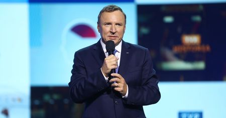 Druzgocący sondaż dla TVP. Polityk PiS ma teorię