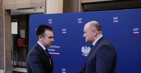 Kolejny minister PiS upamiętniony w słynnej sali. W tym resorcie nikt nie rządził krócej