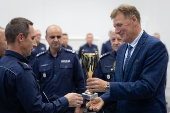 Poznań: Najlepsi dzielnicowi i kierownicy rewirów nagrodzeni