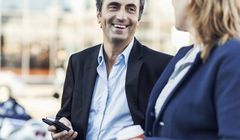 Orange przyspiesza internet światłowodowy dla firm